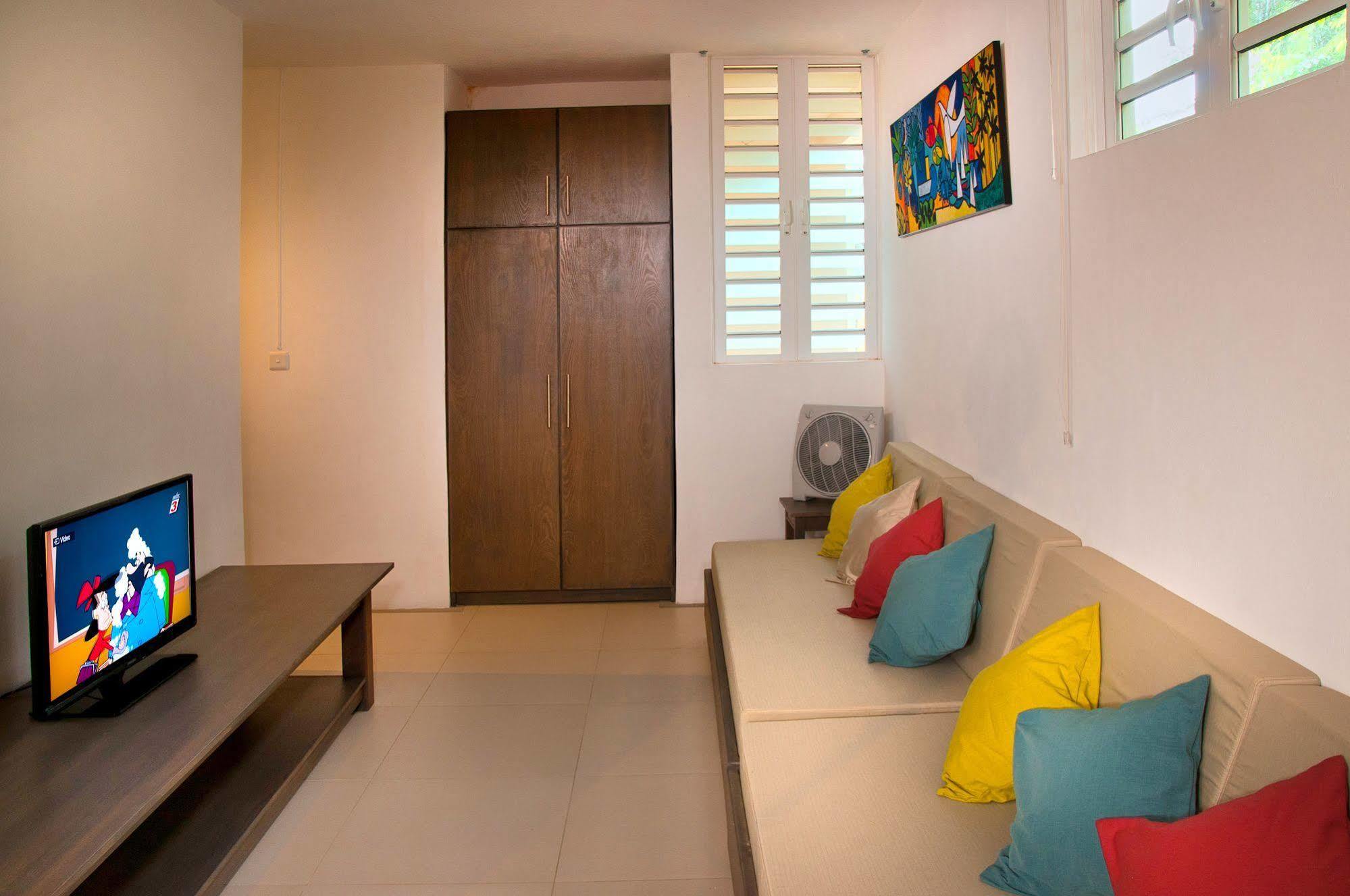 Gardens Retreat Villa Pereybere Beach Екстериор снимка