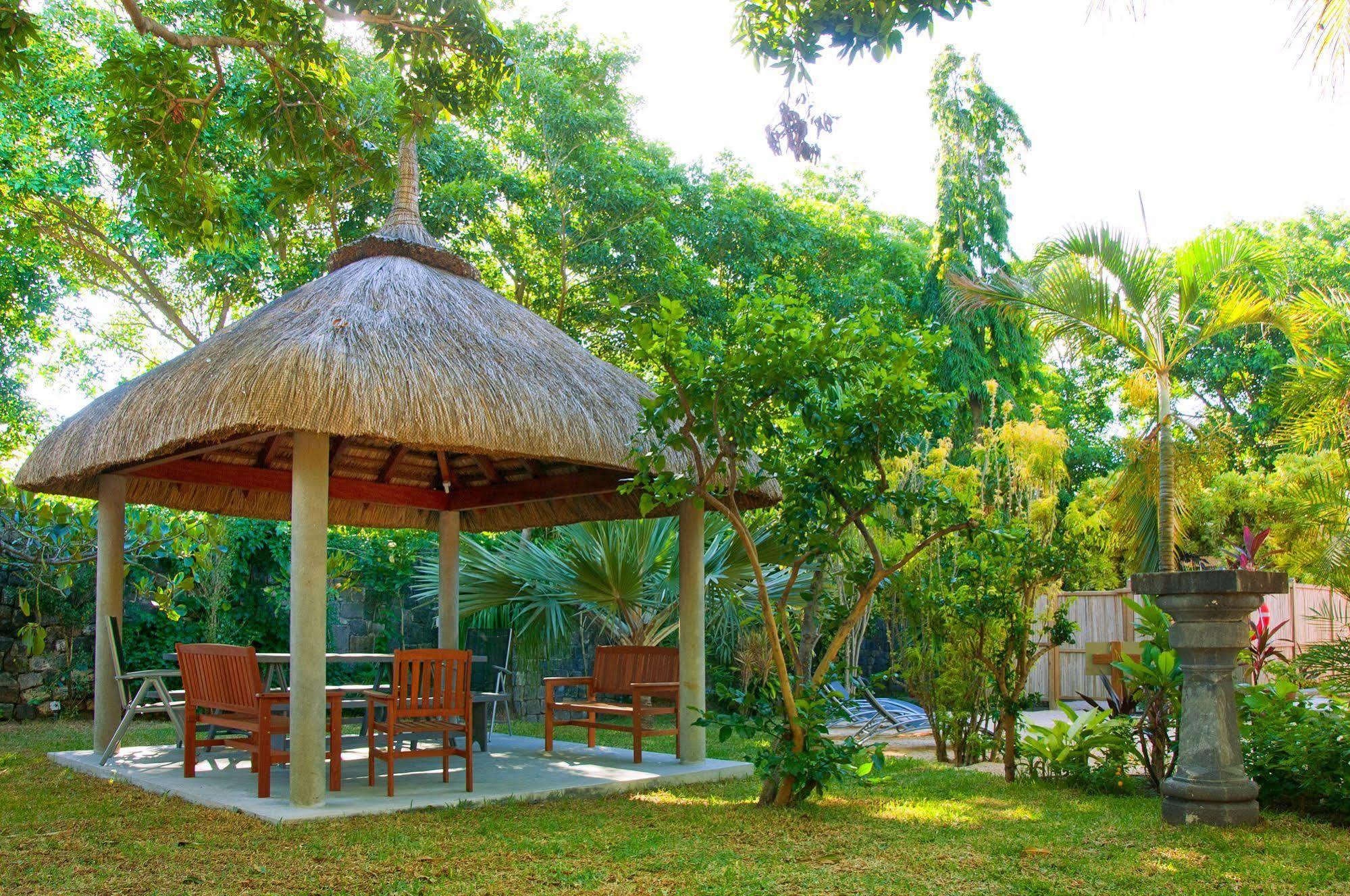 Gardens Retreat Villa Pereybere Beach Екстериор снимка